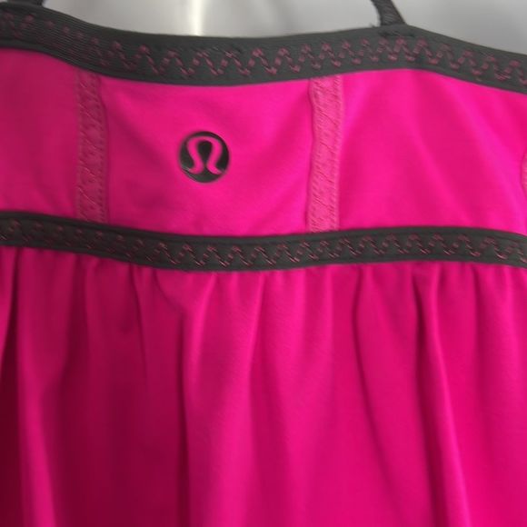 Lululemon Rehearsal Athletic Tank Top swimsuit top Paris Pink size 4 - Picture 6 of 12